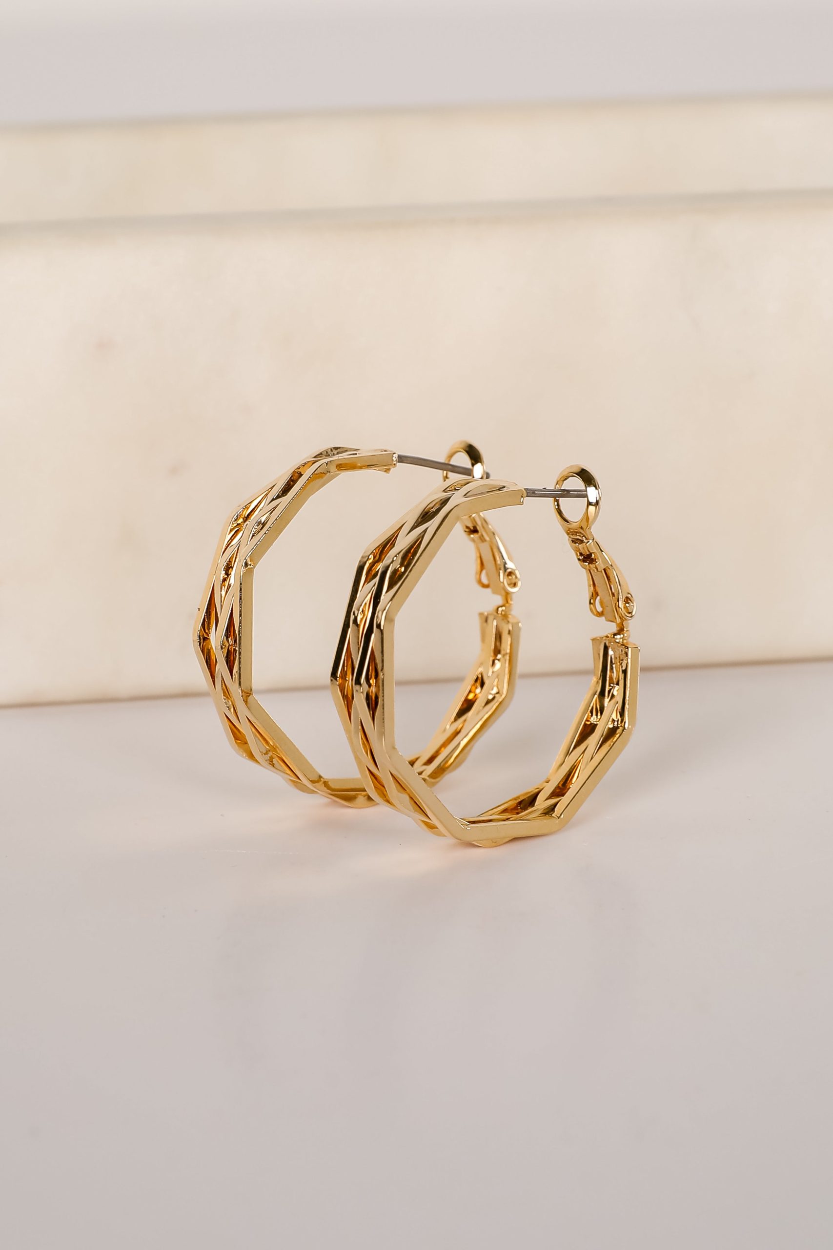 shopdressup_gold_textured_hoop_earrings-2_cadb7c30-f2b5-4351-bf1d-661ef4cb9393.jpg