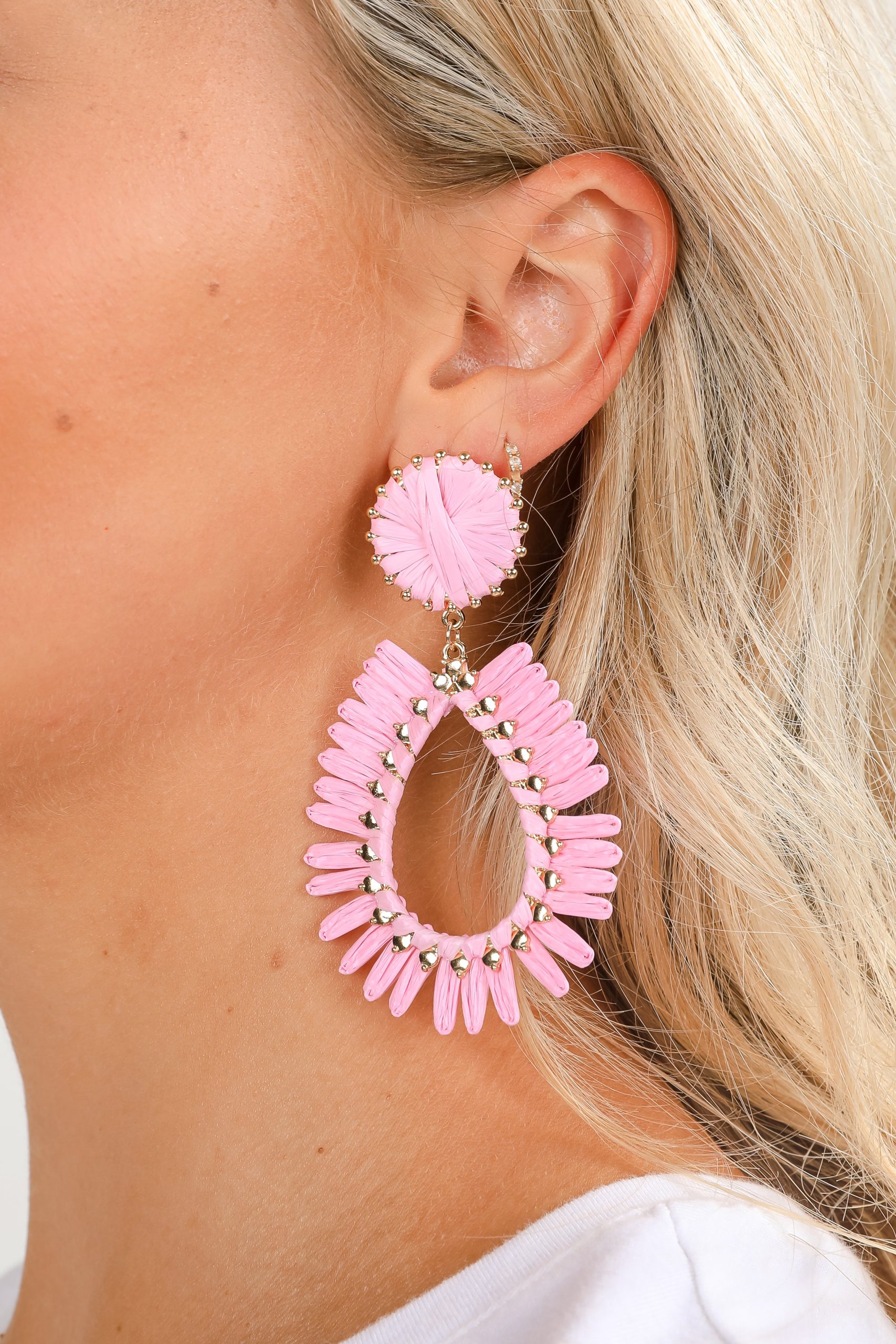 shopdressup_pink_straw_statement_earrings-5.jpg